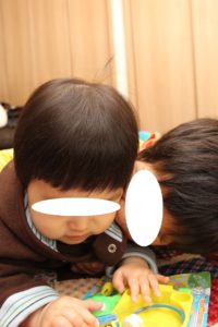 3歳5ヵ月/0歳9か月の記録　1人スイミング開始！