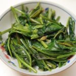 最強 タイ料理 「空芯菜炒め(パックプーンファイデーン)」